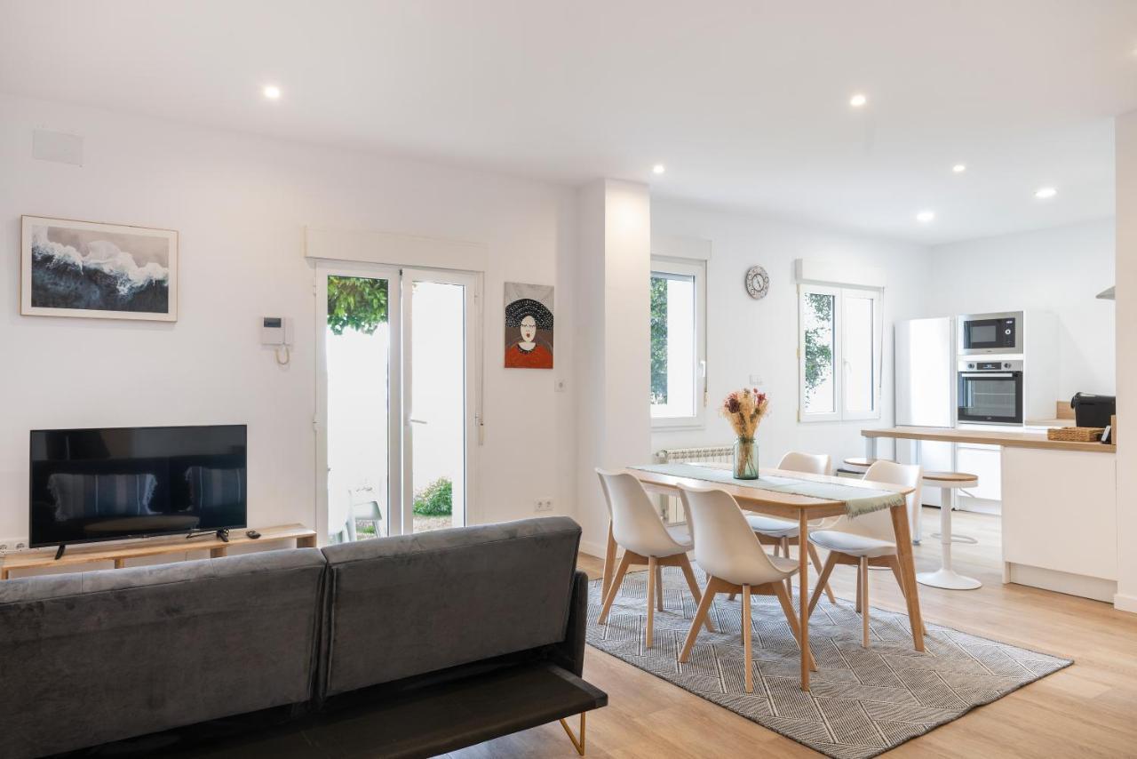 Apartamento Con Jardin En El Oviedo Antiguo Exteriör bild