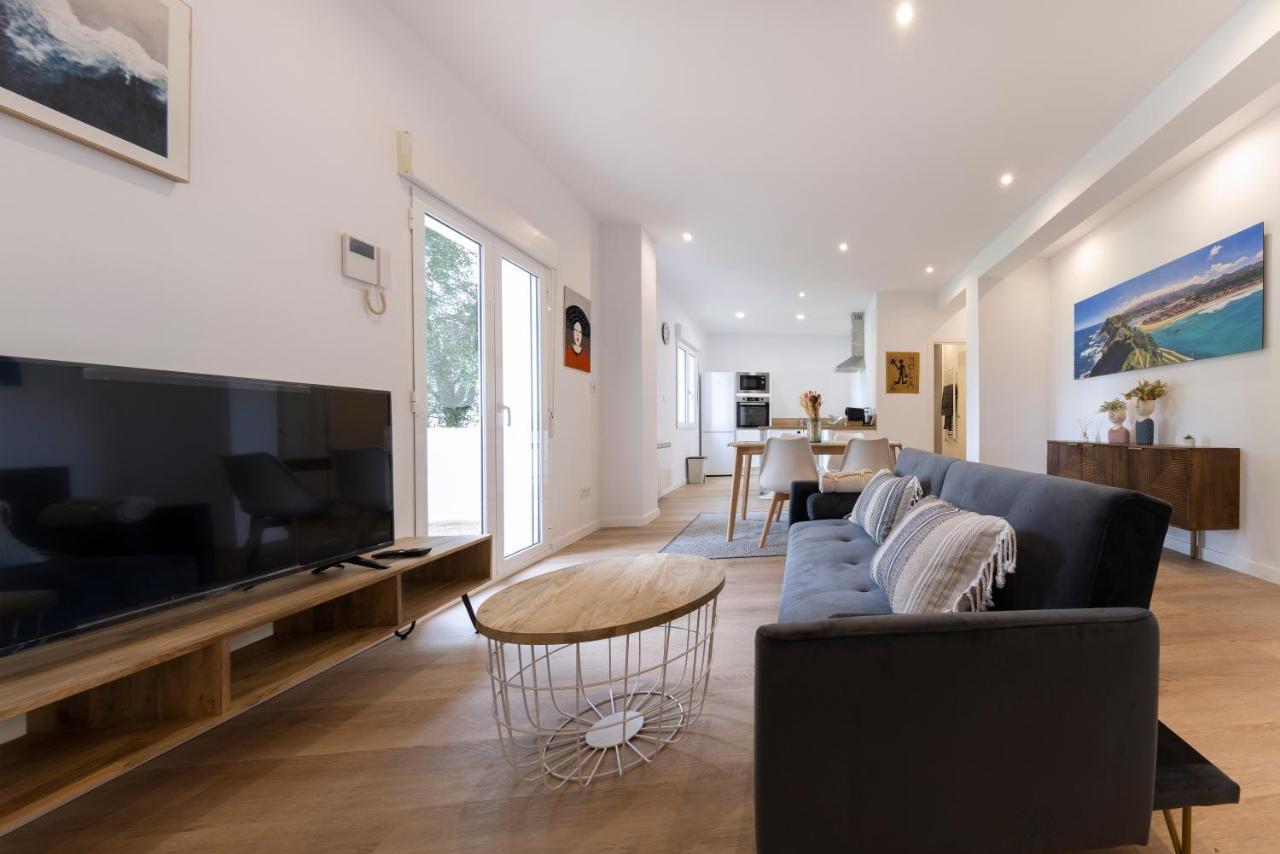 Apartamento Con Jardin En El Oviedo Antiguo Exteriör bild